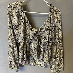 Floral top